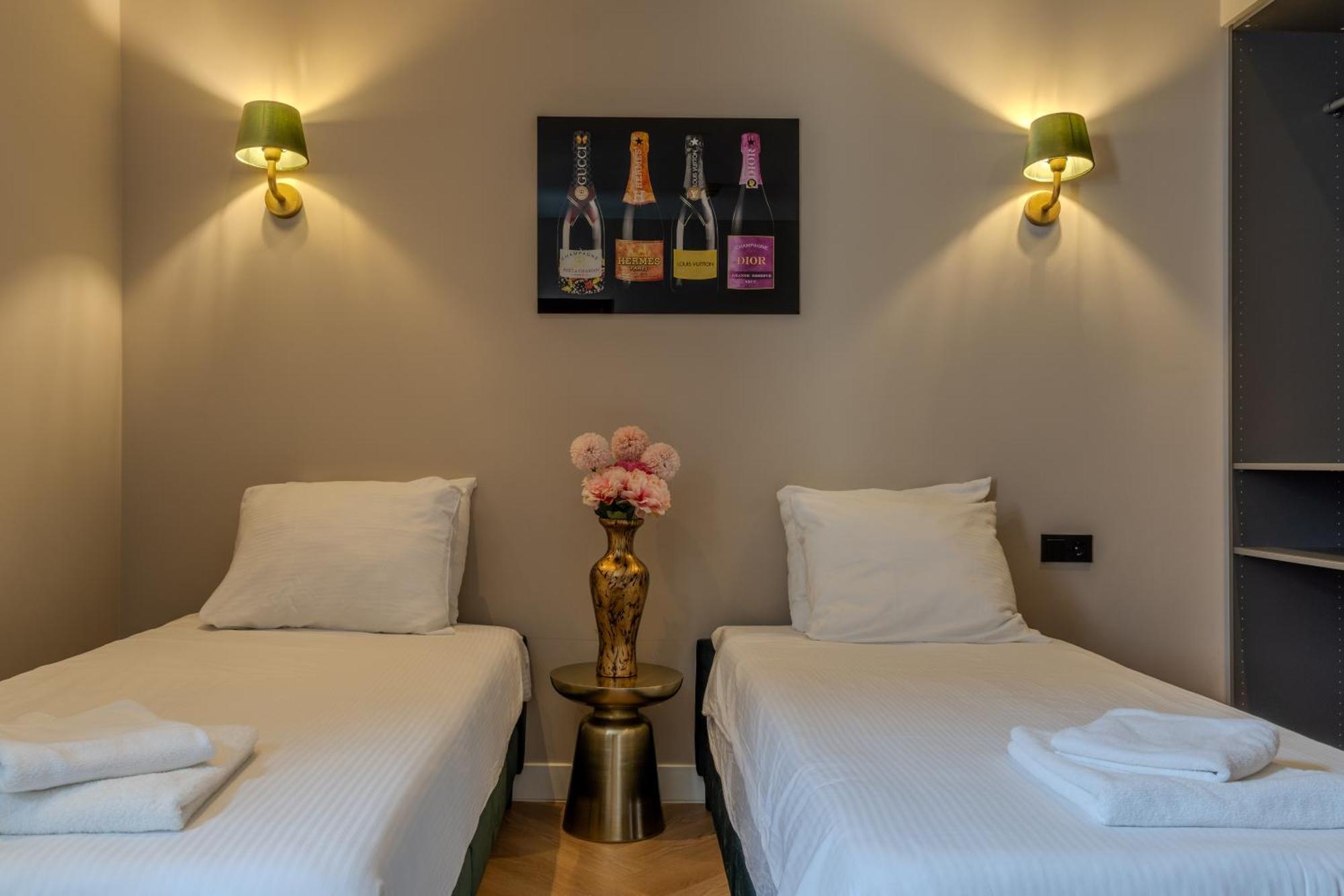 אמסטרדם Hotel 83 מראה חיצוני תמונה